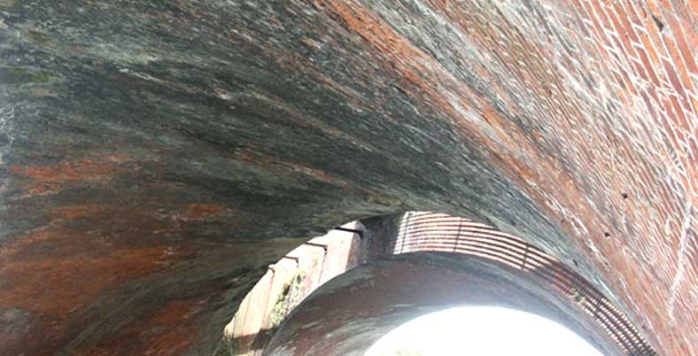Moulsford Railway Bridge &copy;Lesley Close 2003
