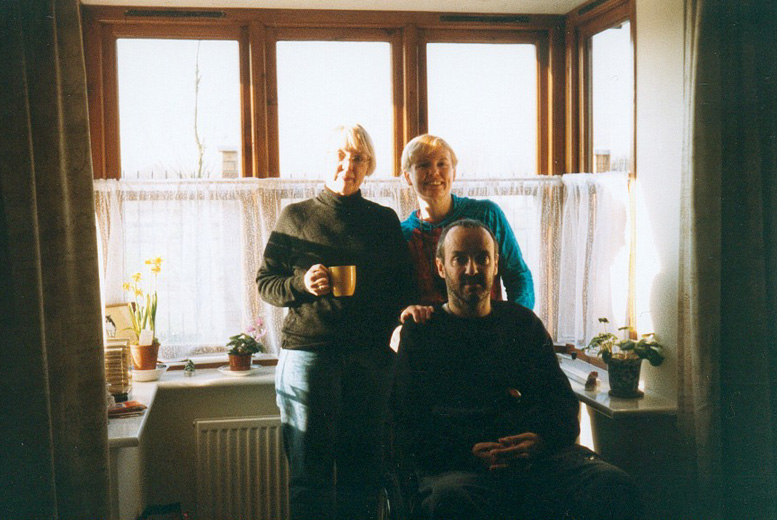 Margaret. Lesley and John at his flat in Milton Keynes in January 2003