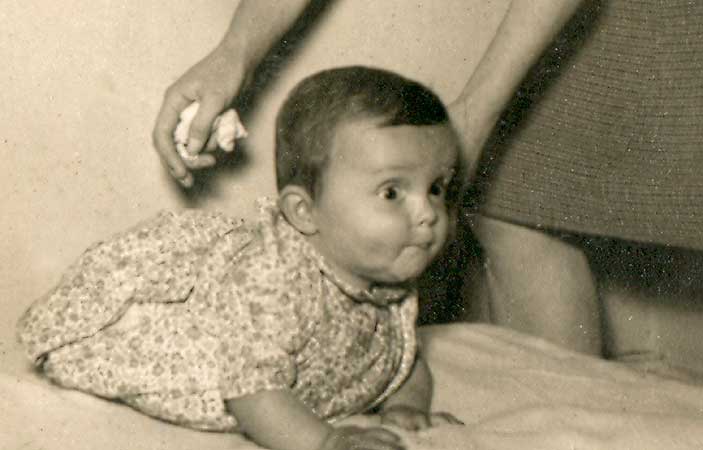 John dribbling in 1948