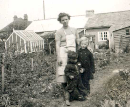Isobel, John and Margaret in Whitstable, May 1951